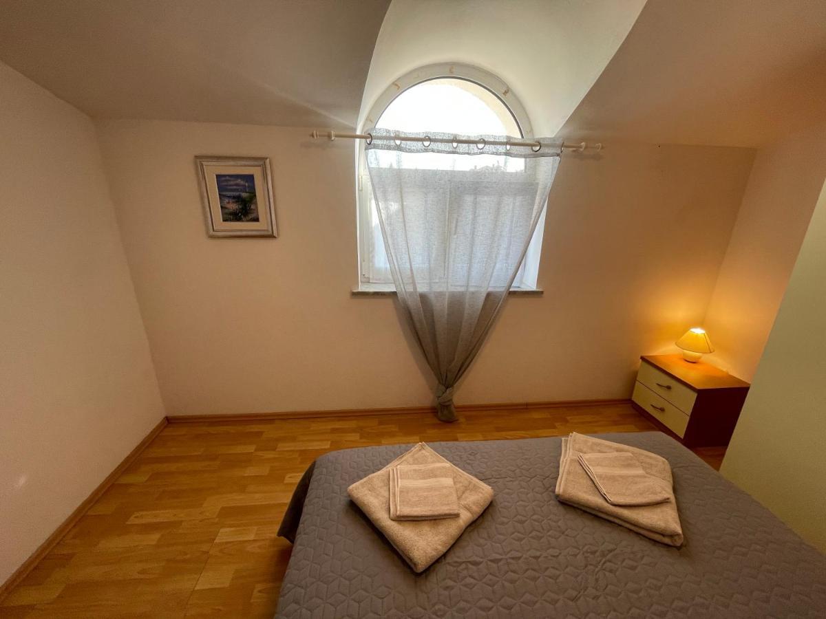 Apartments Vitalia Premantura Exterior photo